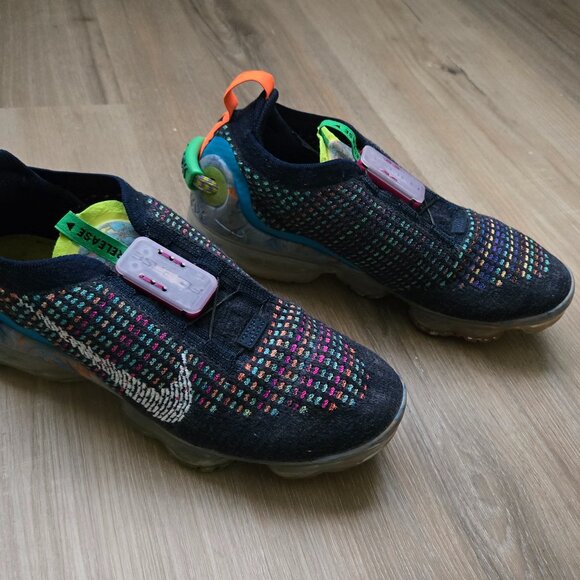 Nike Flyknit Lock - Picture 7 of 7